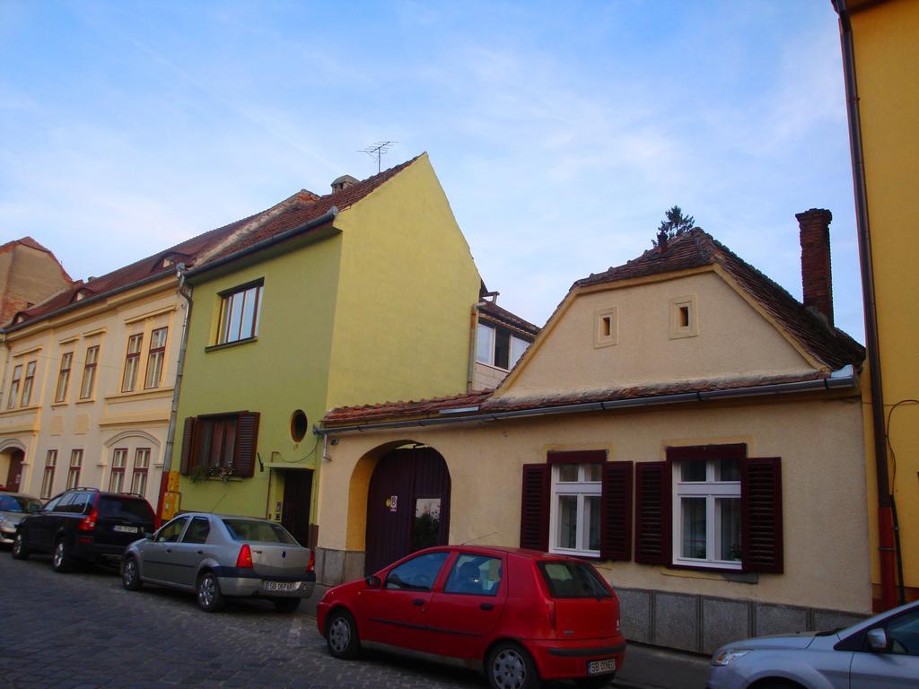 Sonja'S Nest Apartment Sibiu Exterior photo